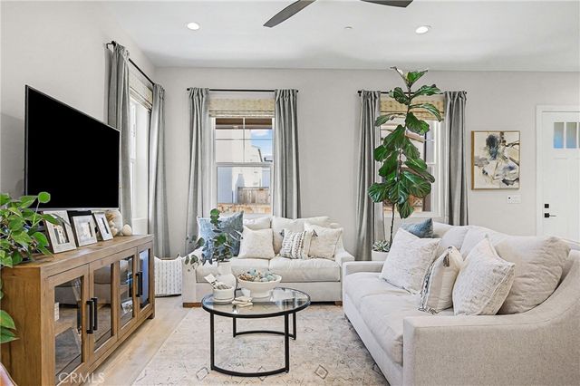 186 Earthwood, San Luis Obispo, CA 93401