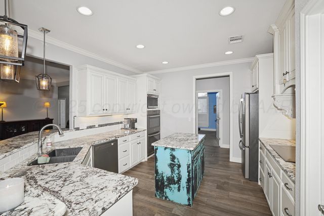 7802 Goldenview Circle, Amarillo, TX 79119