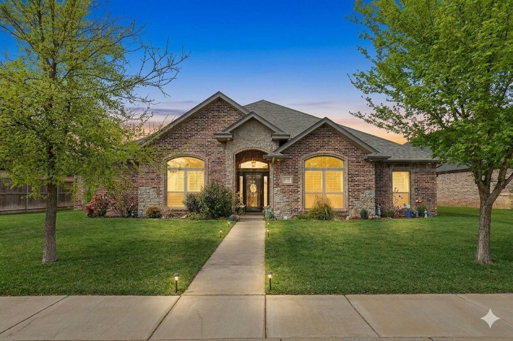 7802 Goldenview Circle, Amarillo, TX 79119