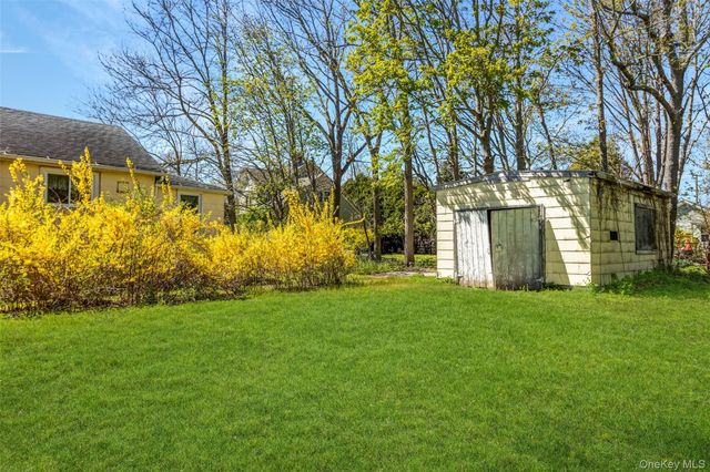 135 Corwin Street, Greenport, NY 11944