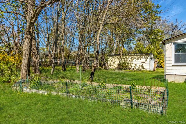 135 Corwin Street, Greenport, NY 11944