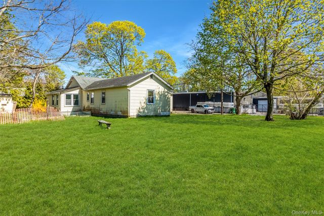 135 Corwin Street, Greenport, NY 11944