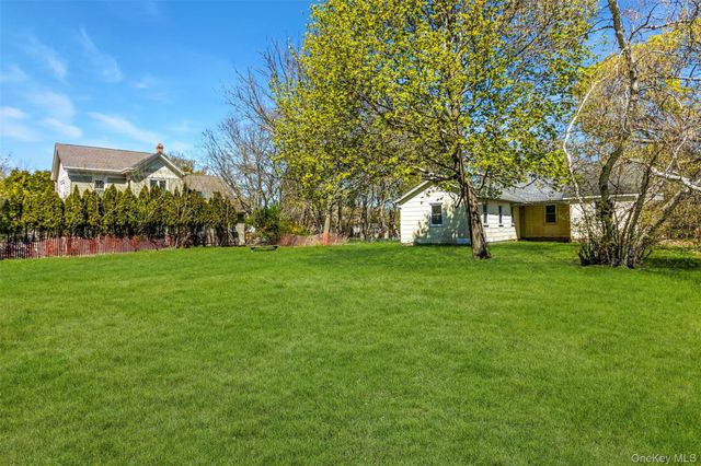 135 Corwin Street, Greenport, NY 11944