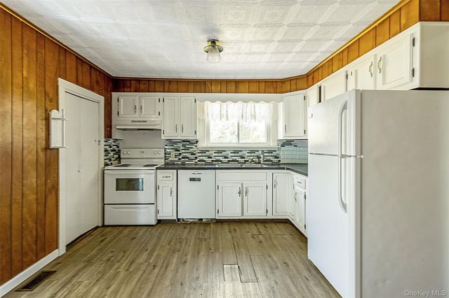 135 Corwin Street, Greenport, NY 11944