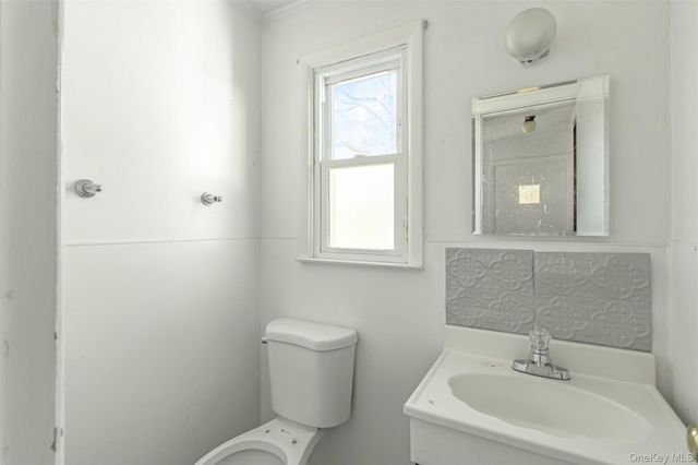 135 Corwin Street, Greenport, NY 11944