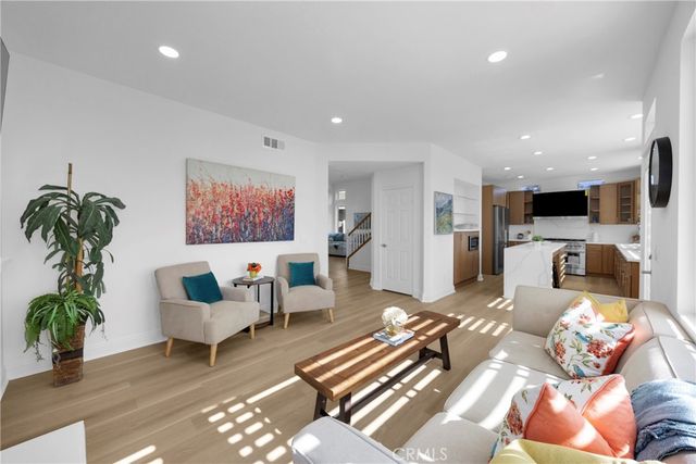43 Deerwood, Aliso Viejo, CA 92656