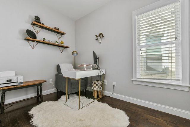 349 Meridian St 3, Boston, MA 02128