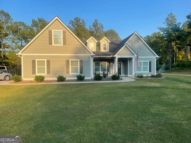 202 Millwood Court, Lagrange, GA 30241