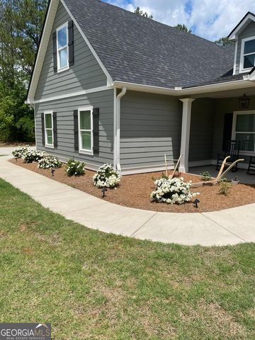 202 Millwood Court, Lagrange, GA 30241