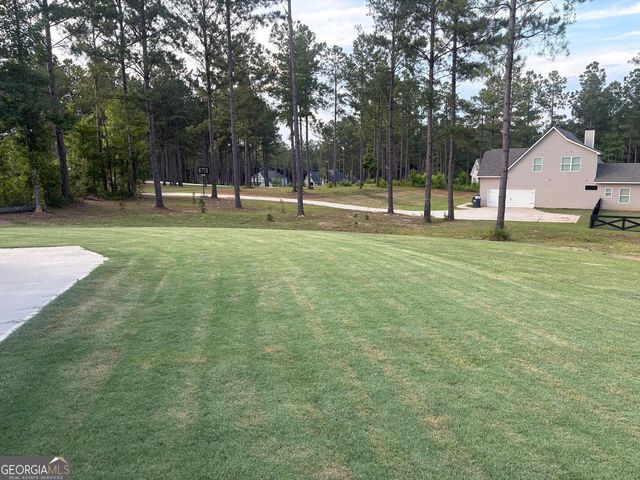 202 Millwood Court, Lagrange, GA 30241