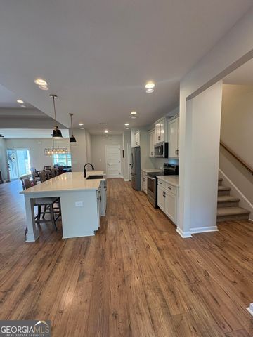 202 Millwood Court, Lagrange, GA 30241