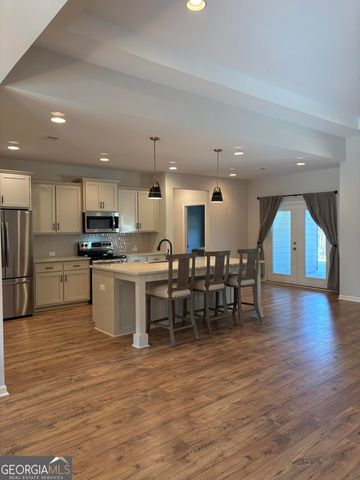 202 Millwood Court, Lagrange, GA 30241