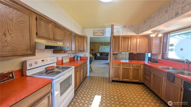 1506 164th Place, Long Beach, WA 98631