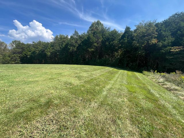 131 Martha Stockton Road, Albany, KY 42602