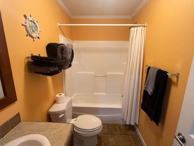 131 Martha Stockton Road, Albany, KY 42602