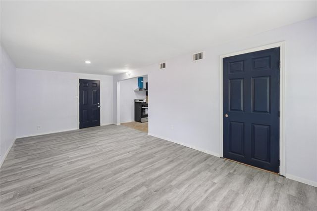 821 Travis Street, Garland, TX 75040