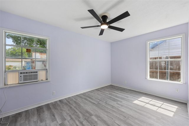 821 Travis Street, Garland, TX 75040
