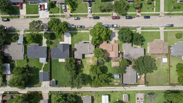 821 Travis Street, Garland, TX 75040