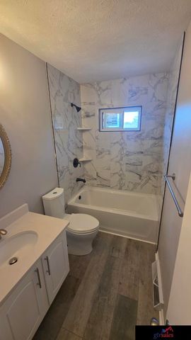 4218 N 130 Avenue, Omaha, NE 68164