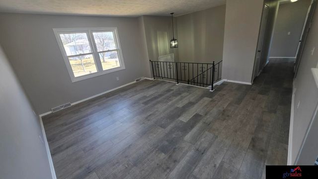 4218 N 130 Avenue, Omaha, NE 68164