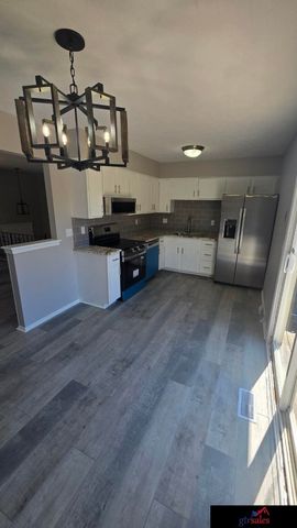 4218 N 130 Avenue, Omaha, NE 68164