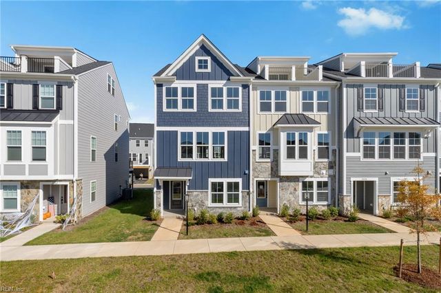 8 Bracewell LN, Yorktown, VA 23692