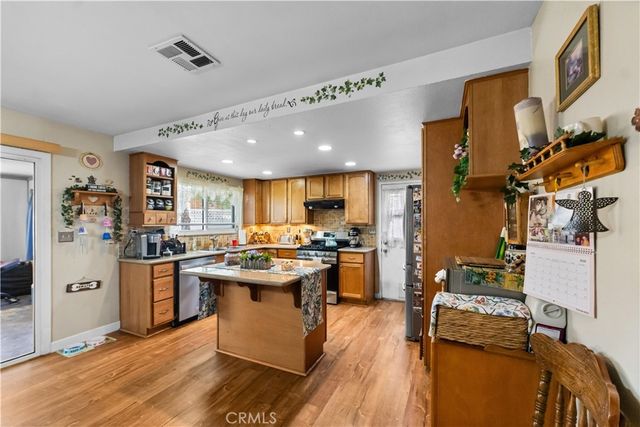 2038 E Avenue R12, Palmdale, CA 93550