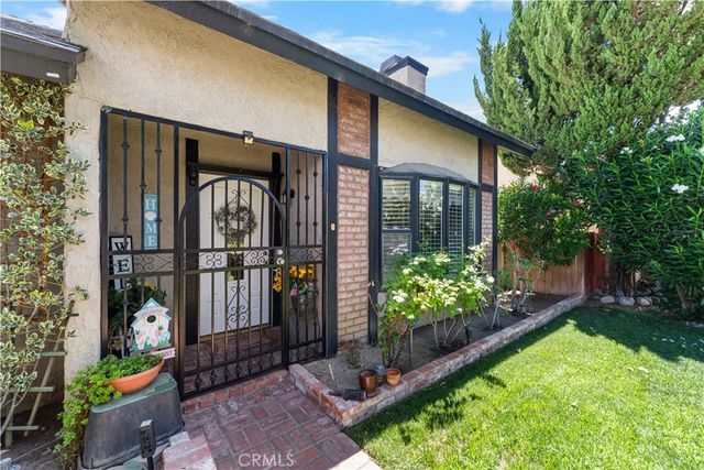 2038 E Avenue R12, Palmdale, CA 93550