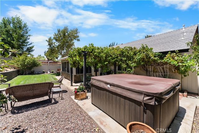2038 E Avenue R12, Palmdale, CA 93550