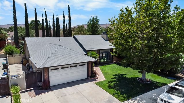 2038 E Avenue R12, Palmdale, CA 93550