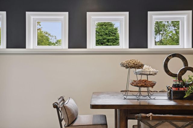 7 Pondview Trail, North Oaks, MN 55127