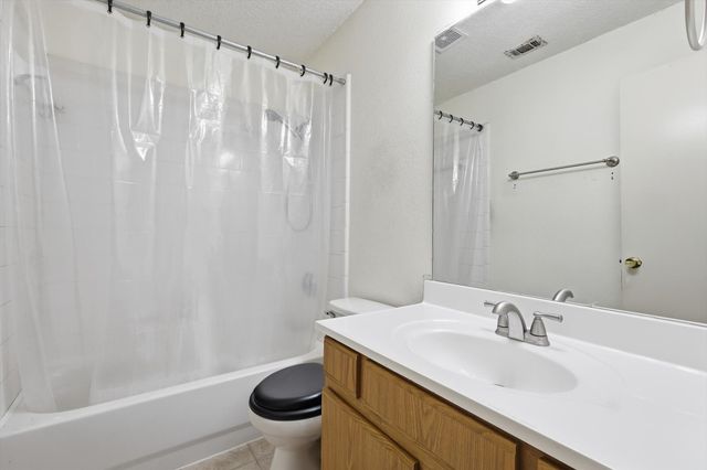 1512 Columbia Drive, Glenn Heights, TX 75154