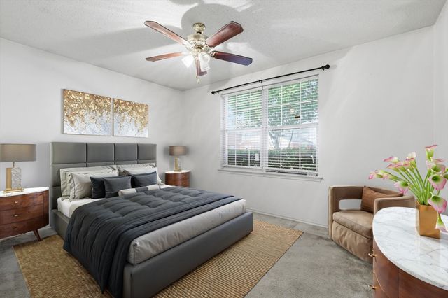 1512 Columbia Drive, Glenn Heights, TX 75154