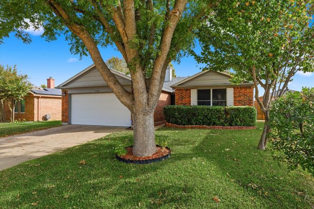 1512 Columbia Drive, Glenn Heights, TX 75154