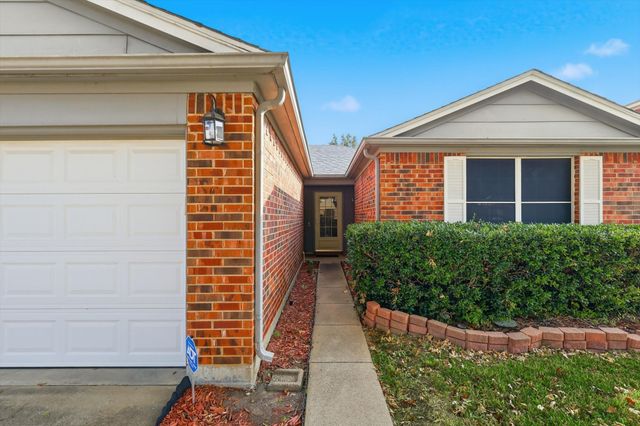 1512 Columbia Drive, Glenn Heights, TX 75154