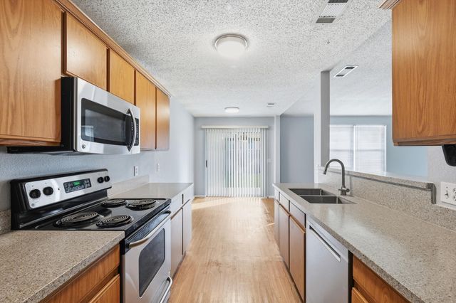 1512 Columbia Drive, Glenn Heights, TX 75154