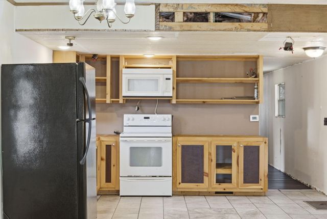 6008 Spruce Avenue, Merriam Woods, MO 65740