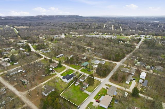 6008 Spruce Avenue, Merriam Woods, MO 65740