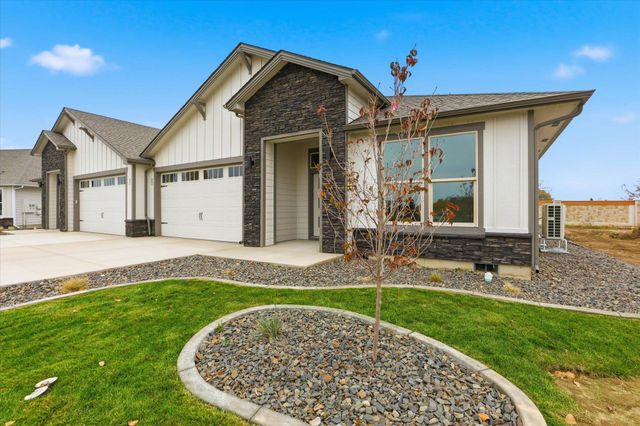 1109 - Unit 22 N Country Club Dr, Deer Park, WA 99006