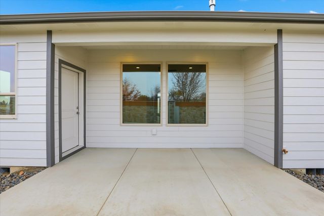 1109 - Unit 22 N Country Club Dr, Deer Park, WA 99006