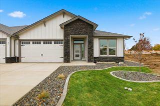 1109 - Unit 22 N Country Club Dr, Deer Park, WA 99006