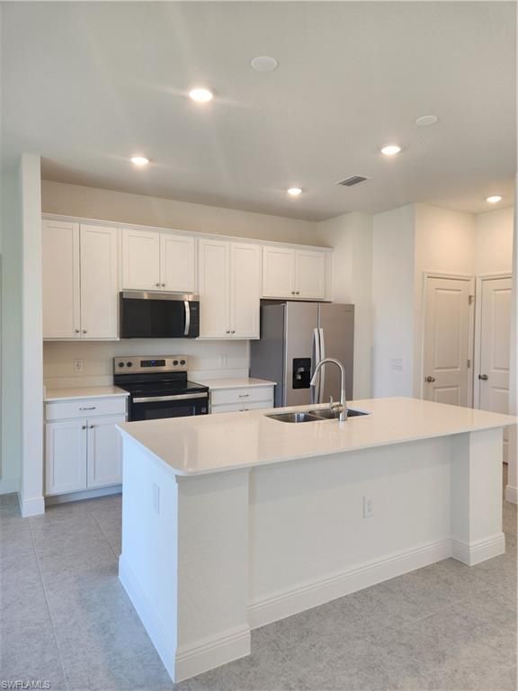 3900 28th ST SW, LEHIGH ACRES, FL 33976 — photo 2