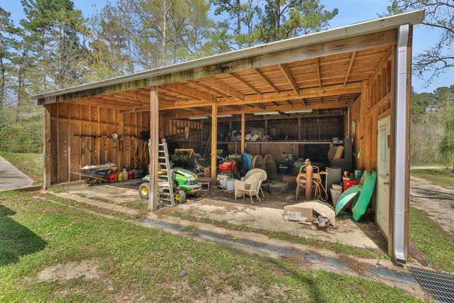 250 Critter Creek Road, Coldspring, TX 77331