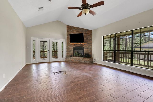 250 Critter Creek Road, Coldspring, TX 77331