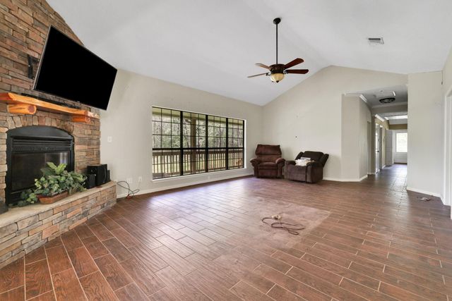 250 Critter Creek Road, Coldspring, TX 77331