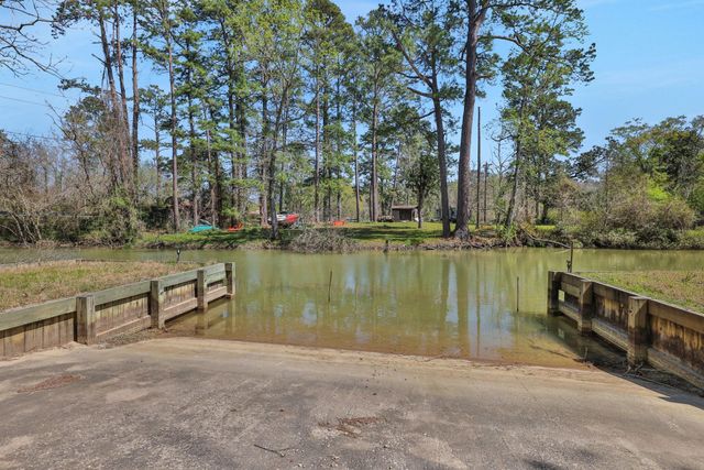 250 Critter Creek Road, Coldspring, TX 77331