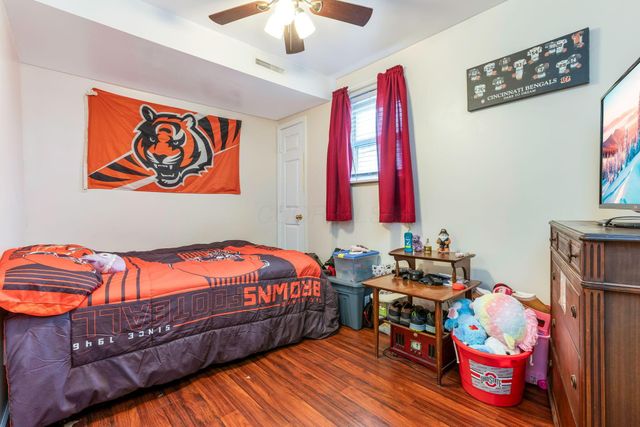 5220 Edgeview Road, Columbus, OH 43207