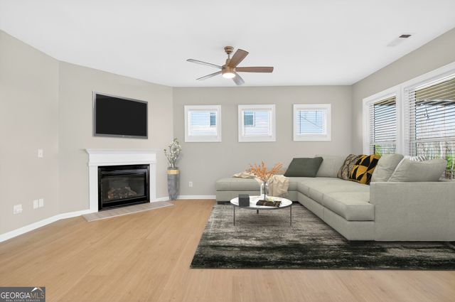 352 Elkins Place, Peachtree City, GA 30269