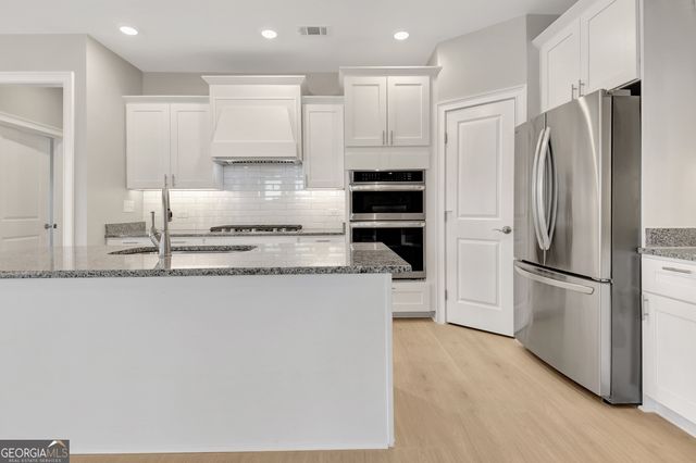 352 Elkins Place, Peachtree City, GA 30269