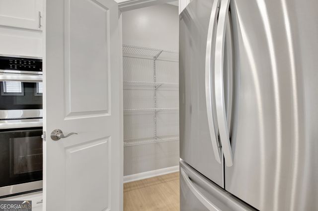 352 Elkins Place, Peachtree City, GA 30269